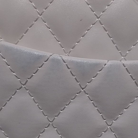 Beautiful quilted purse - Picture 6 of 12